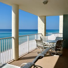 Super-sized balcony 