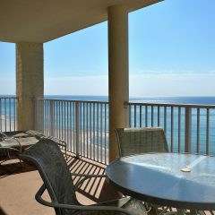 Seating for 4 and two chaise lounge chairs