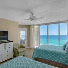 Guest room with flat screen TV