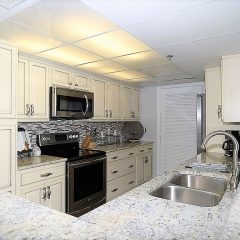 Completely remodeled gourmet kitchen